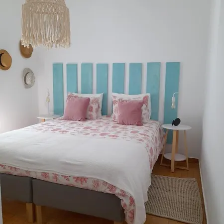 Carlo's Hostel