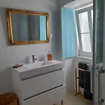 Carlo's ホステル